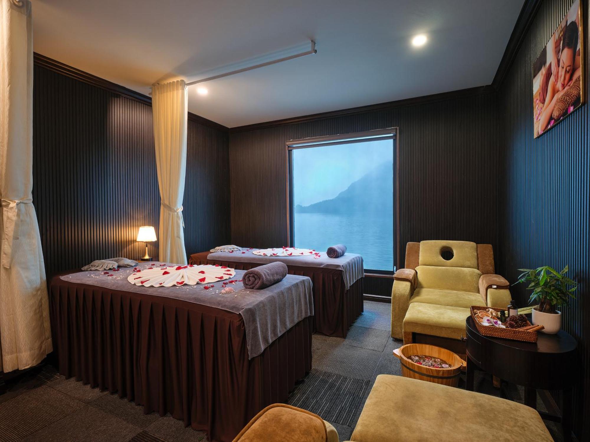 Готель Era Premium Cruises Halong Халонг Екстер'єр фото