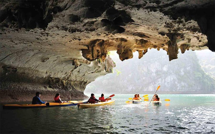 Готель Era Premium Cruises Halong Халонг Екстер'єр фото